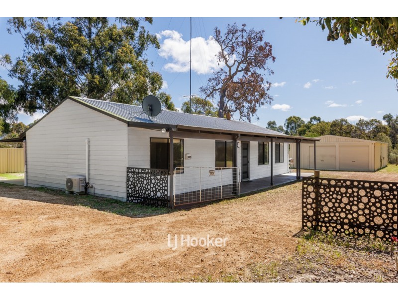 2 Coral Drive, Leschenault WA 6233