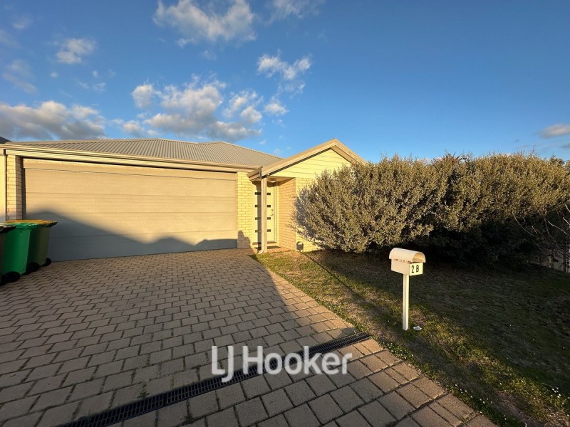 2B Lewana Approach, Dalyellup WA 6230