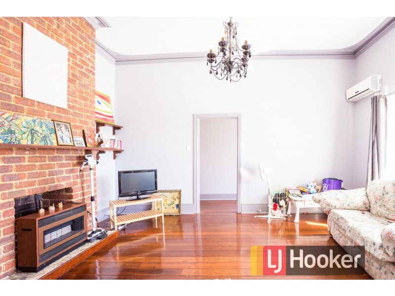 69 Stirling Street, Bunbury WA 6230