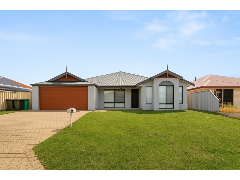 10 Garnet Way, Dalyellup WA 6230