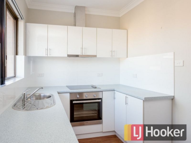 8/10 William Street, Bunbury WA 6230