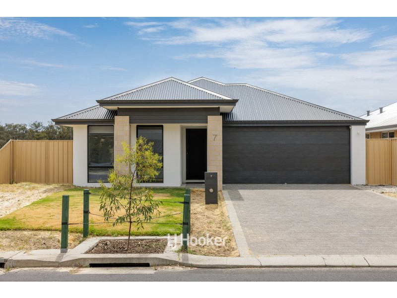 7 Hatfield Way, Millbridge WA 6232