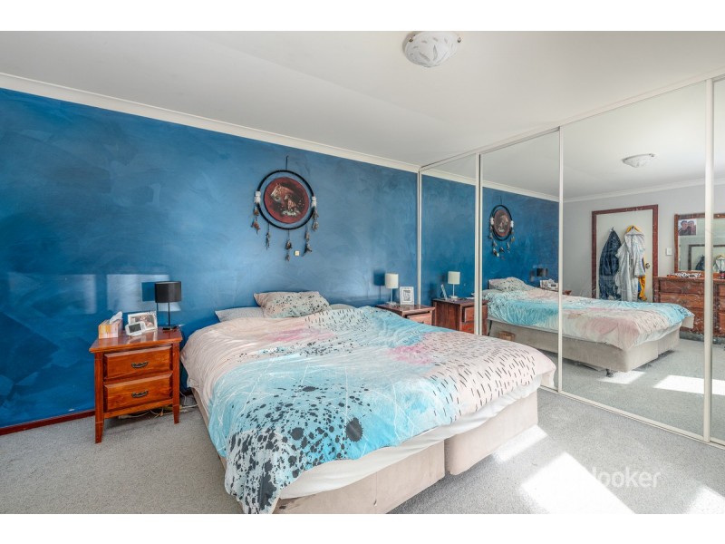 11 Godwin Street, Carey Park WA 6230