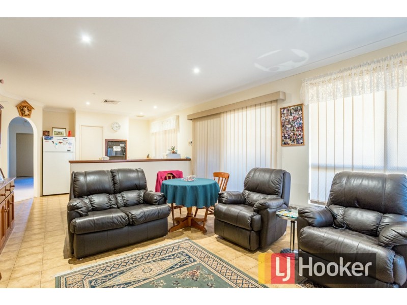 8A Guerin Street, Geographe WA 6280