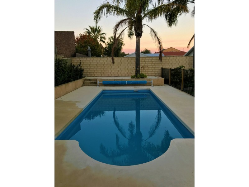 4 Sturt Street, South Bunbury WA 6230