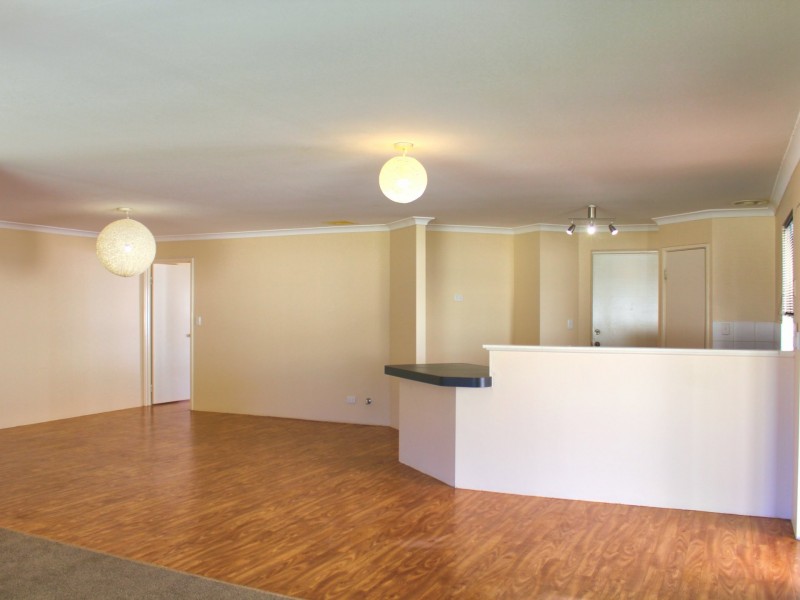 8 Butcherbird Place, Harvey WA 6220