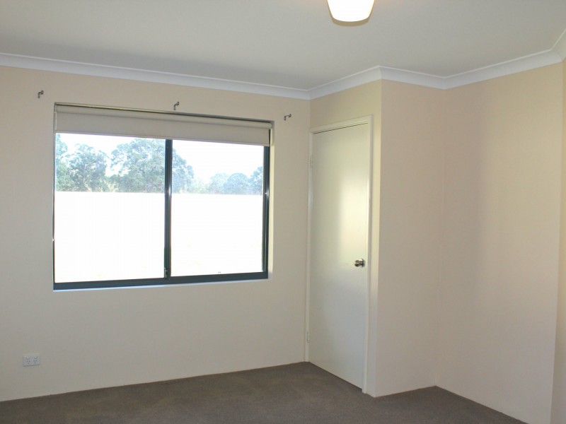 8 Butcherbird Place, Harvey WA 6220