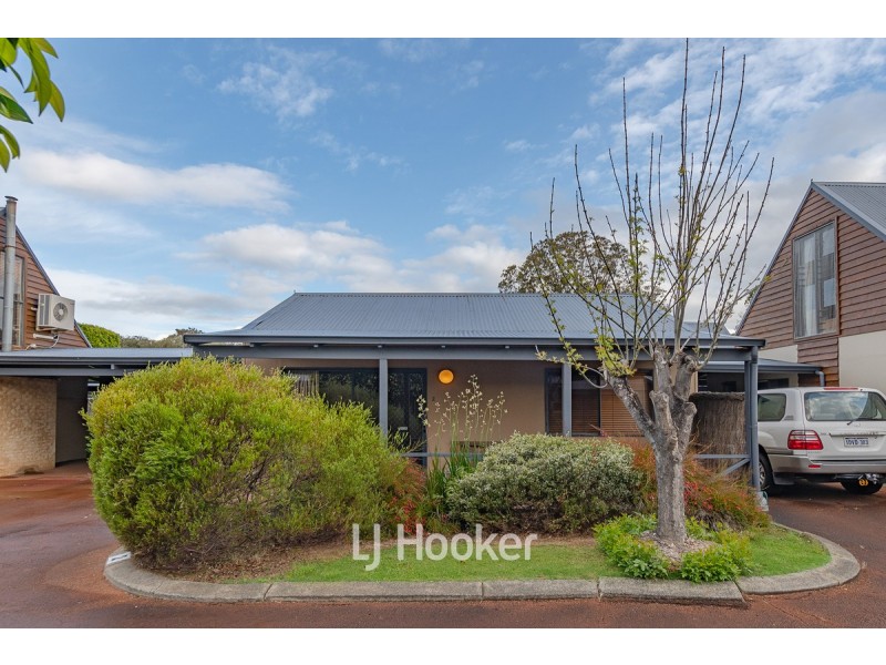 2/12 Dunn Bay Road, Dunsborough WA 6281