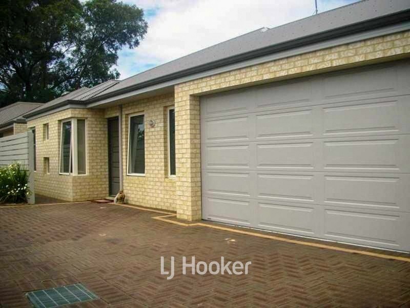 2/15 Lowe Street, Carey Park WA 6230