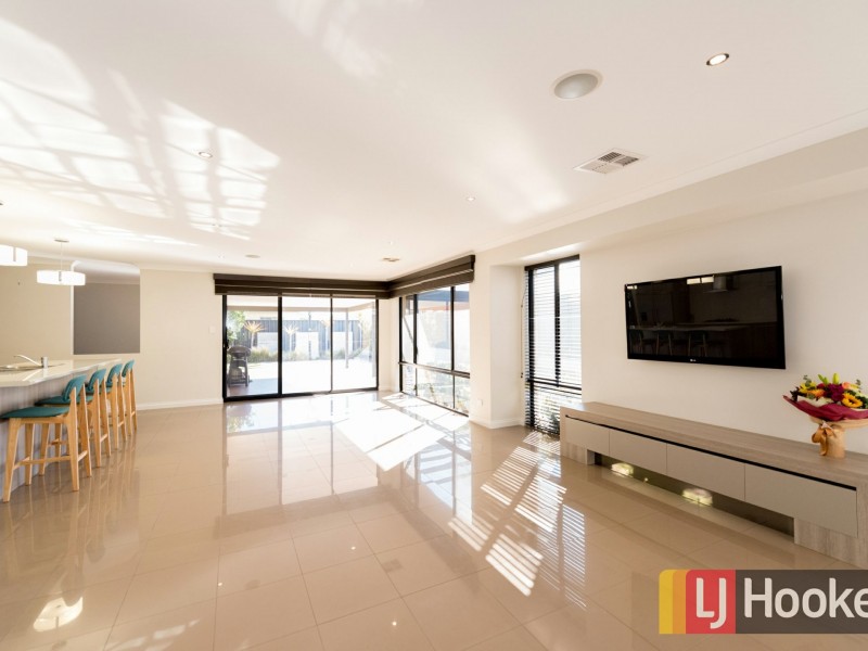 67 Millbridge Boulevard, Millbridge WA 6232