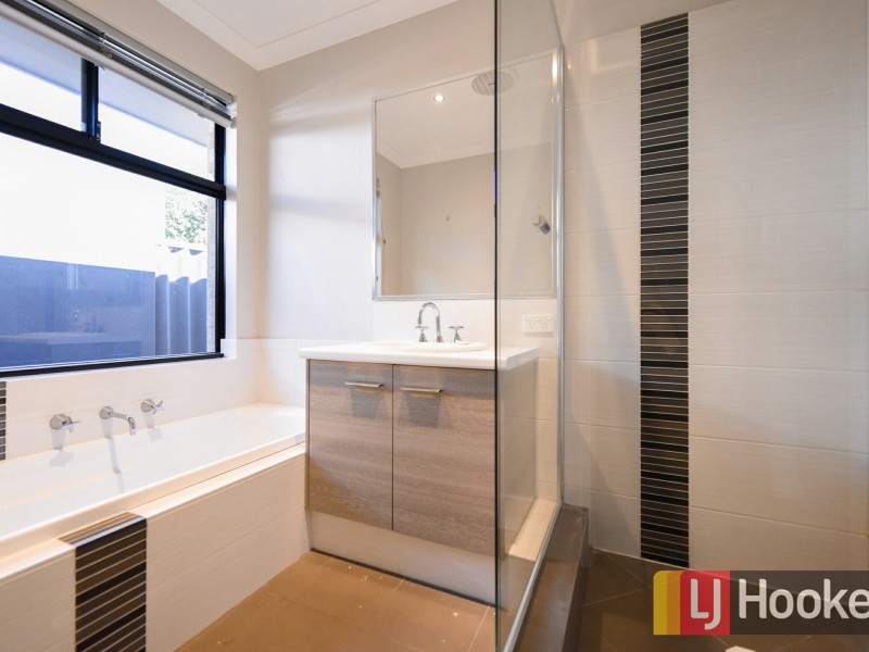 67 Millbridge Boulevard, Millbridge WA 6232