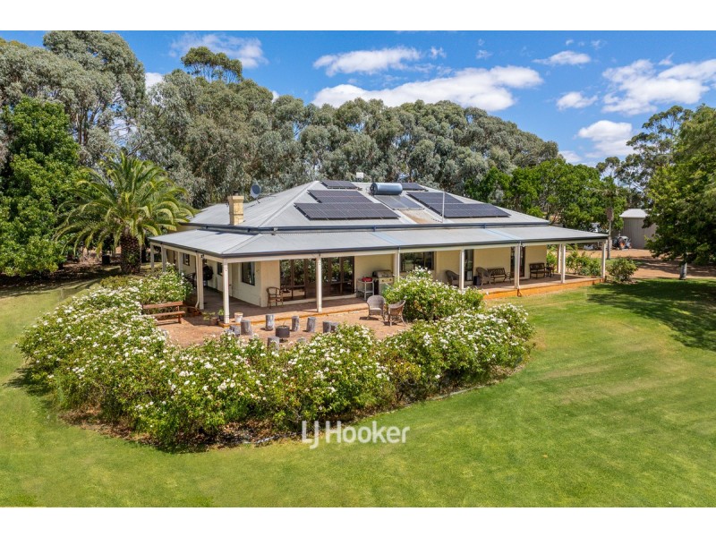 62 Panizza Road, Crooked Brook WA 6236