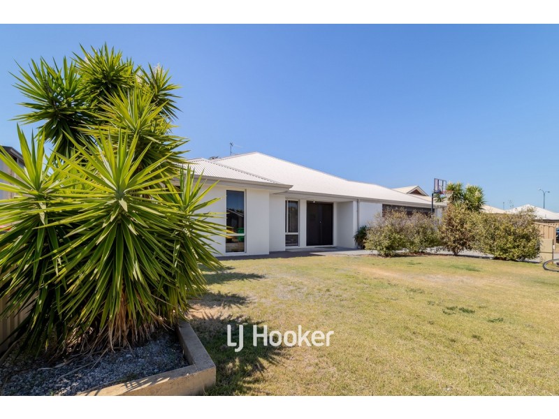 6 Beraking Loop, Dalyellup WA 6230