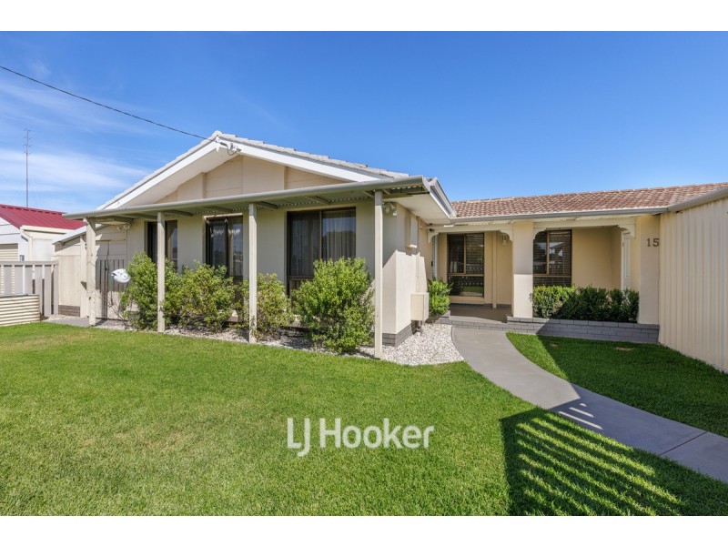 15 Crampton Avenue, Eaton WA 6232