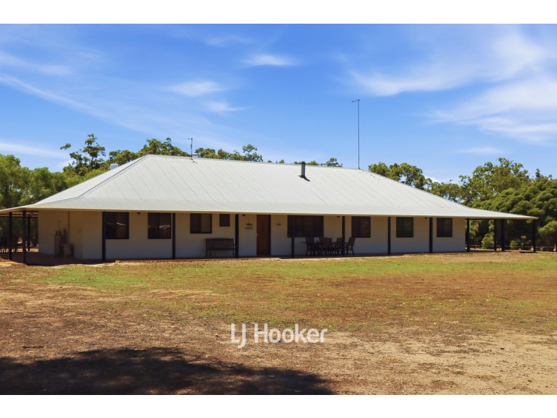 84 Kangaroo Loop, Birchmont WA 6214