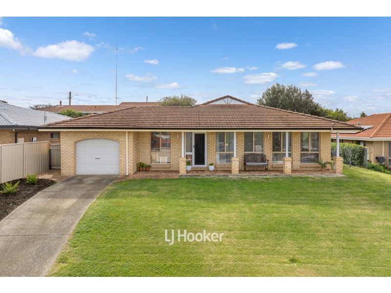 14 Geographe Way, Withers WA 6230