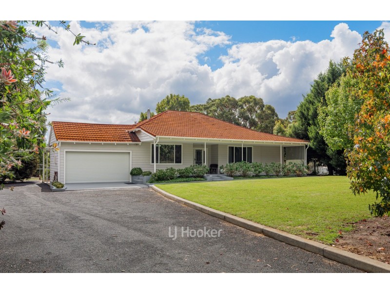 58 Booth Street, Collie WA 6225