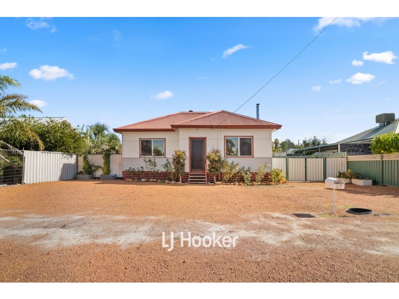 37 Prinsep Street South, Collie WA 6225