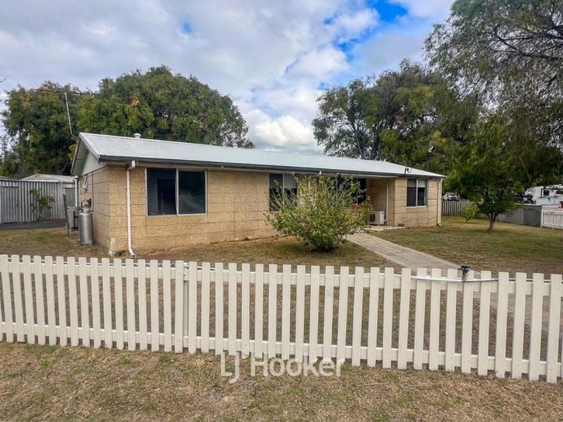 7 Earnshaw Road, West Busselton WA 6280