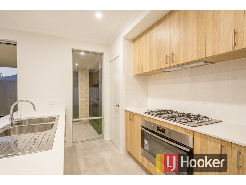 11B Quartz Drive, Australind WA 6233