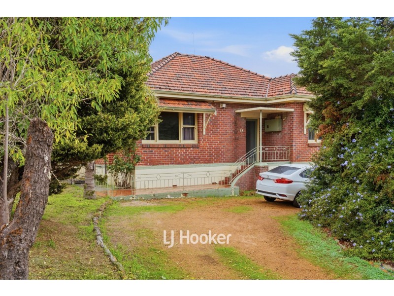 58 Deakin Street, Collie WA 6225