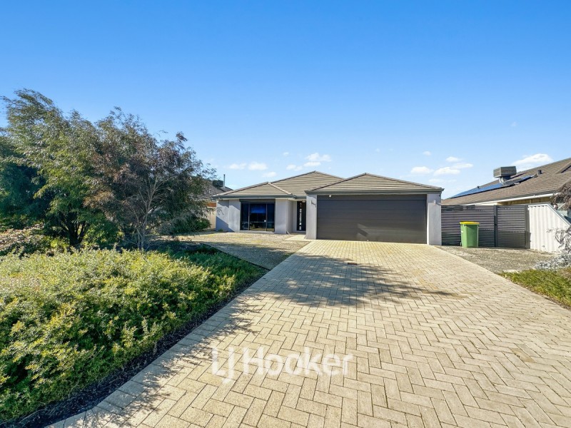 22 Lewana Approach, Dalyellup WA 6230