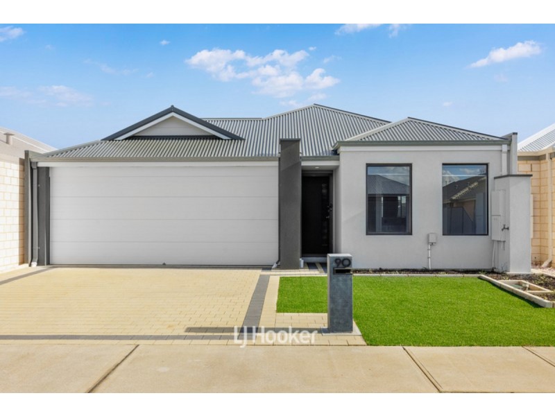 90 Carnelian Avenue, Australind WA 6233