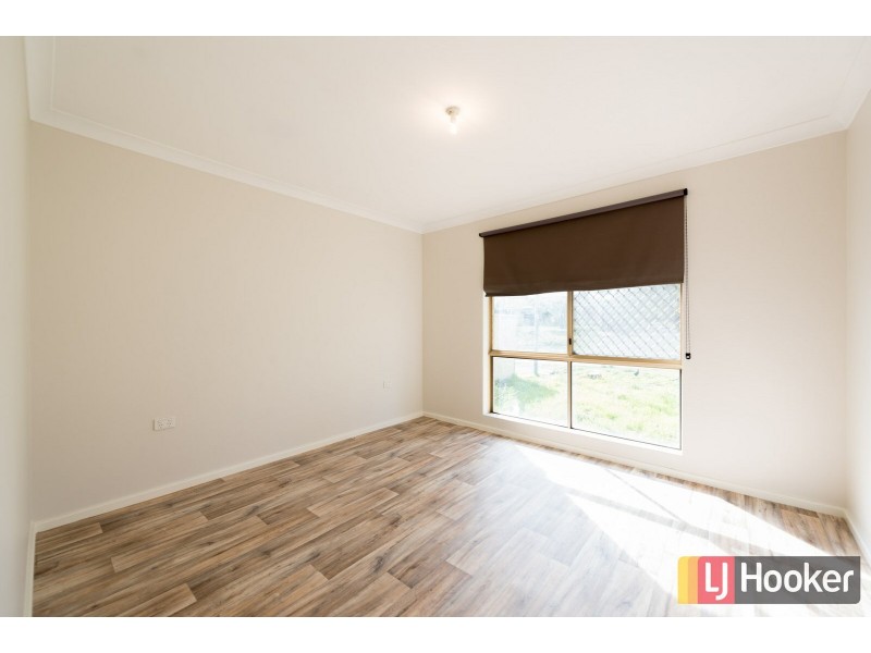 17 Littlefair Drive, Withers WA 6230