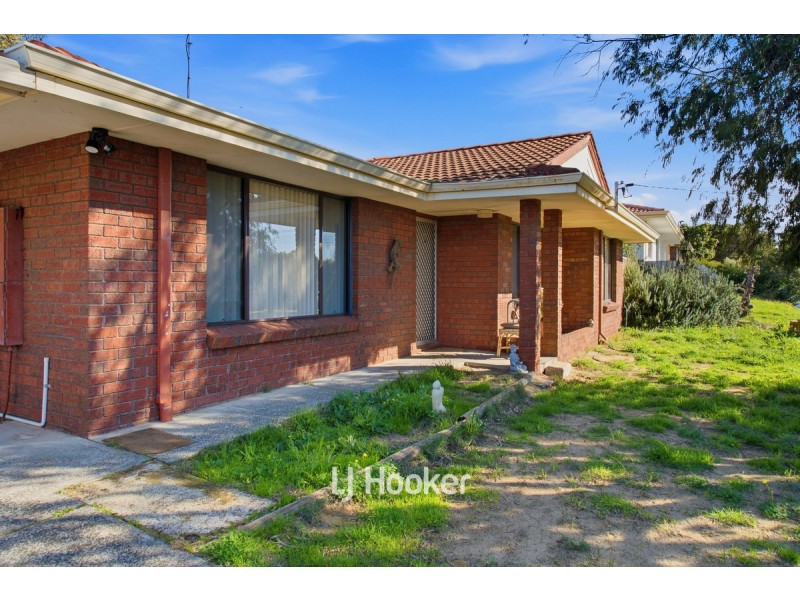 29 Westwood Street, Withers WA 6230