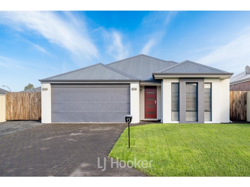 13 Werloo Approach, Capel WA 6271