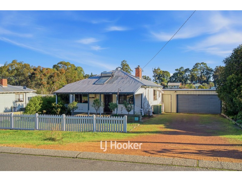 13 Baird Street, Collie WA 6225