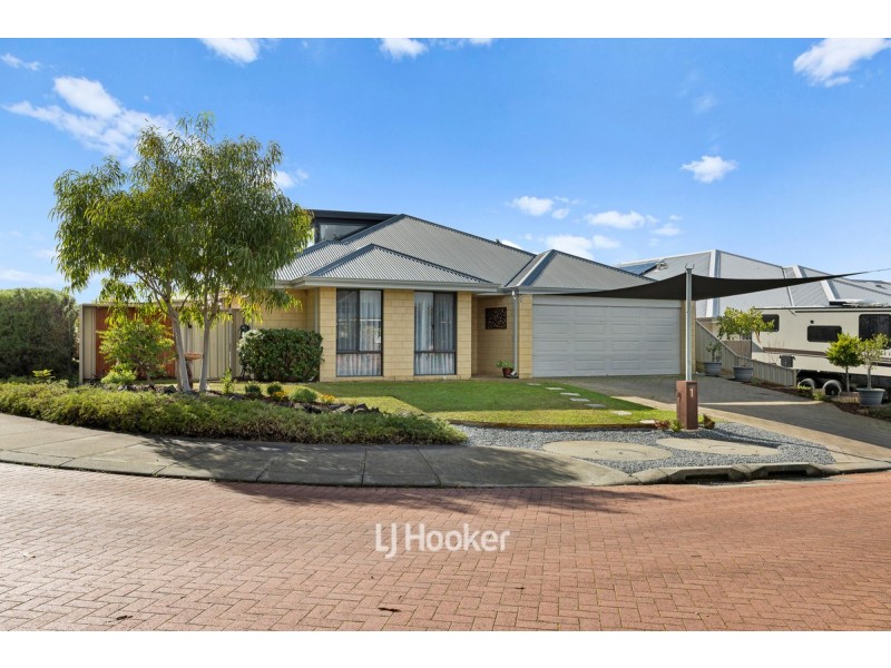 1 Merton Avenue, College Grove WA 6230