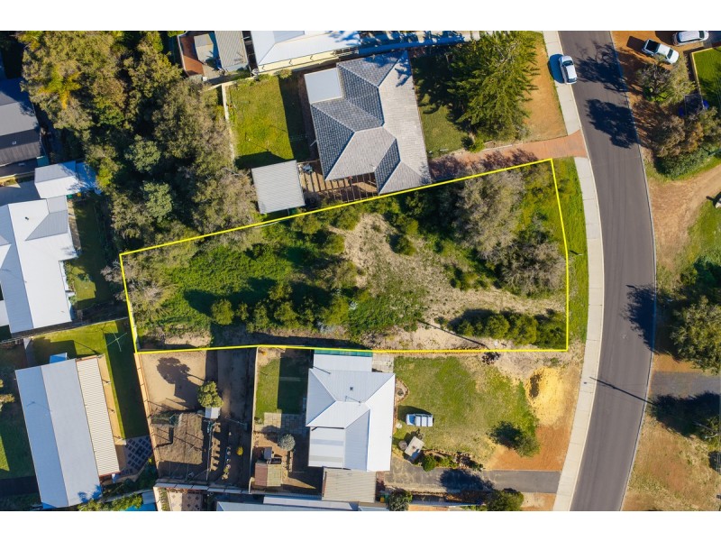 19 Binningup Road, Binningup WA 6233