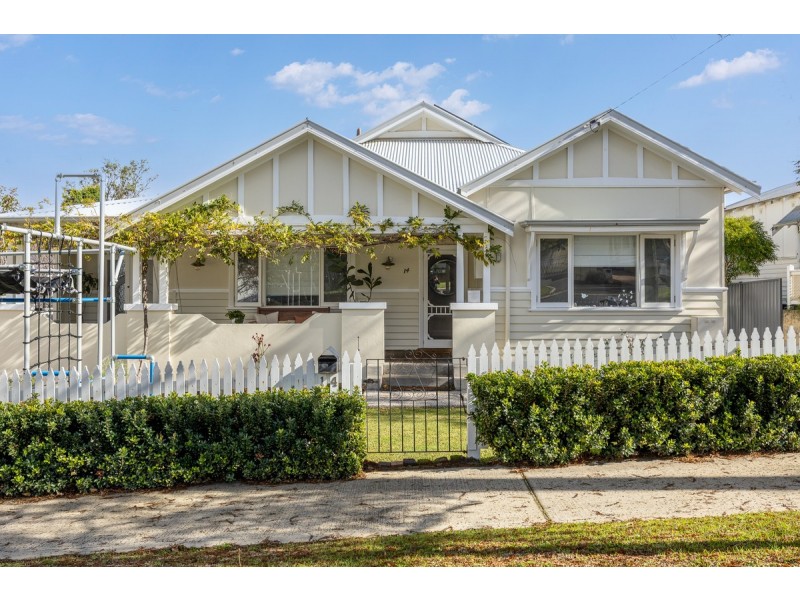 14 Banksia Street, Bunbury WA 6230