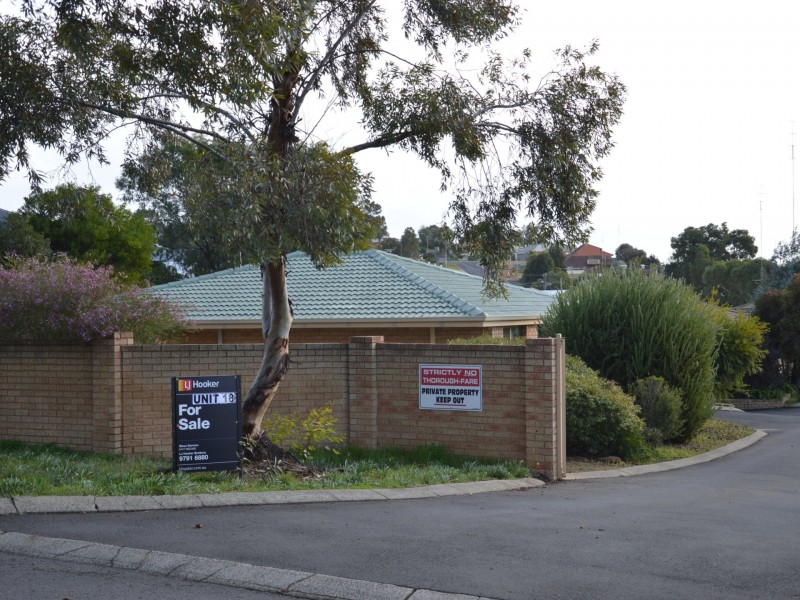 18/104 Paris Road, Australind WA 6233