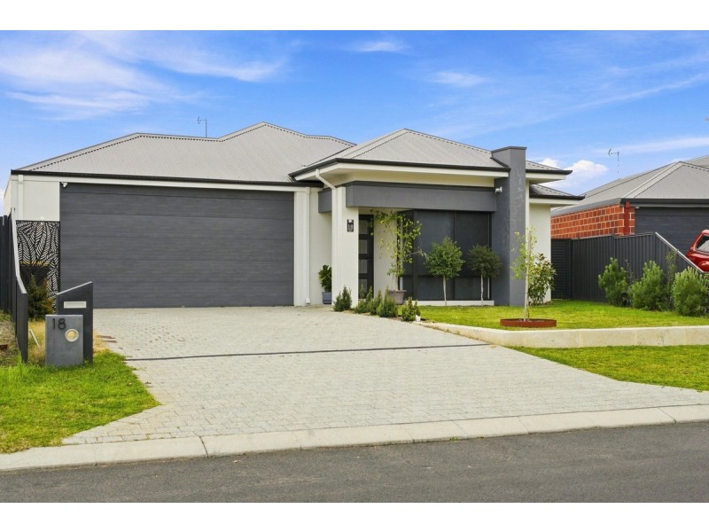 18 Sophia Loop, West Busselton WA 6280