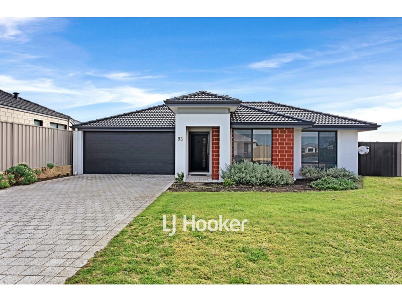 93 Beraking Loop, Dalyellup WA 6230