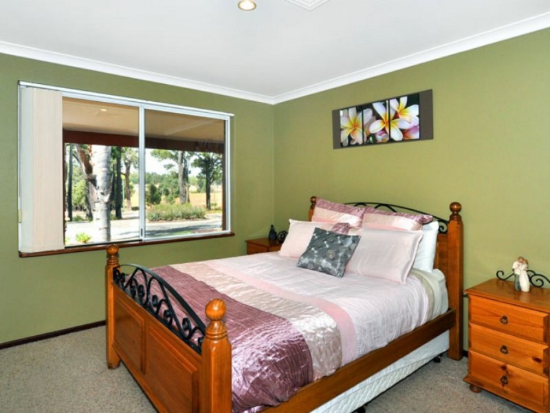 139 Hull Road, Collie WA 6225