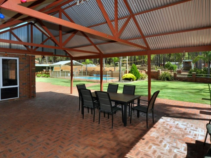 139 Hull Road, Collie WA 6225