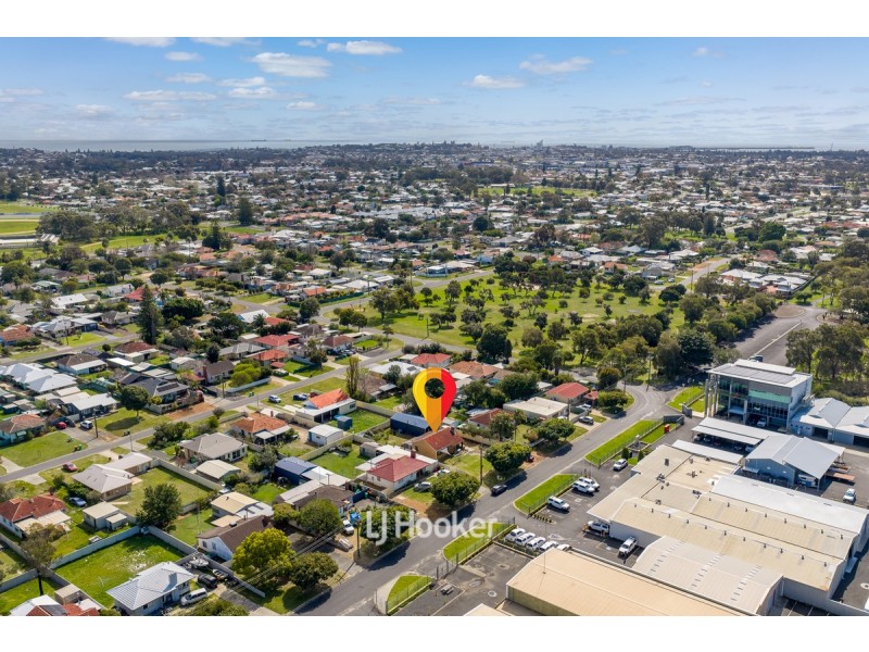 6 Hales Street, Carey Park WA 6230