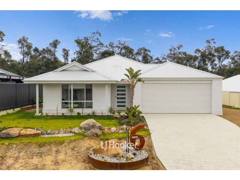 6 McCamish Crescent, Collie WA 6225