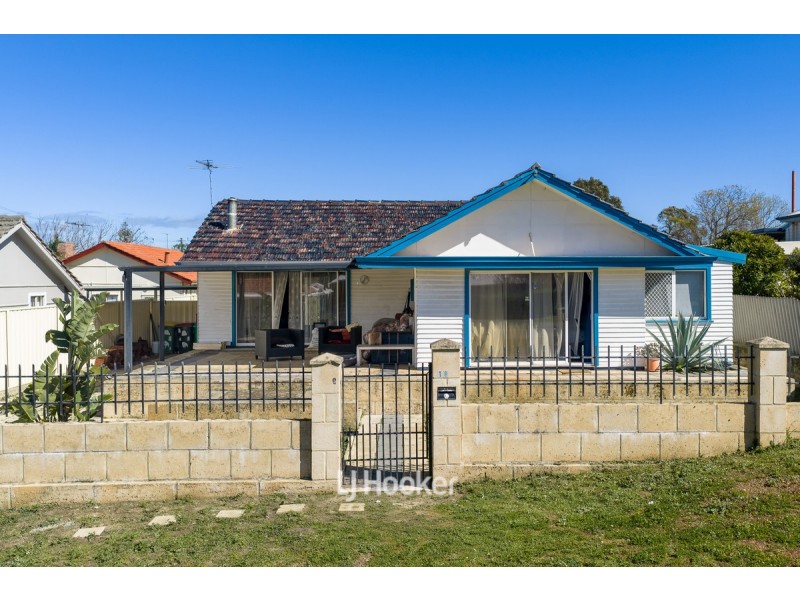 18 Absolon Street, Carey Park WA 6230