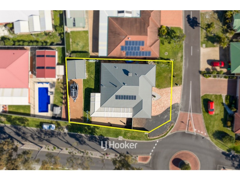 24 Barton Drive, Australind WA 6233
