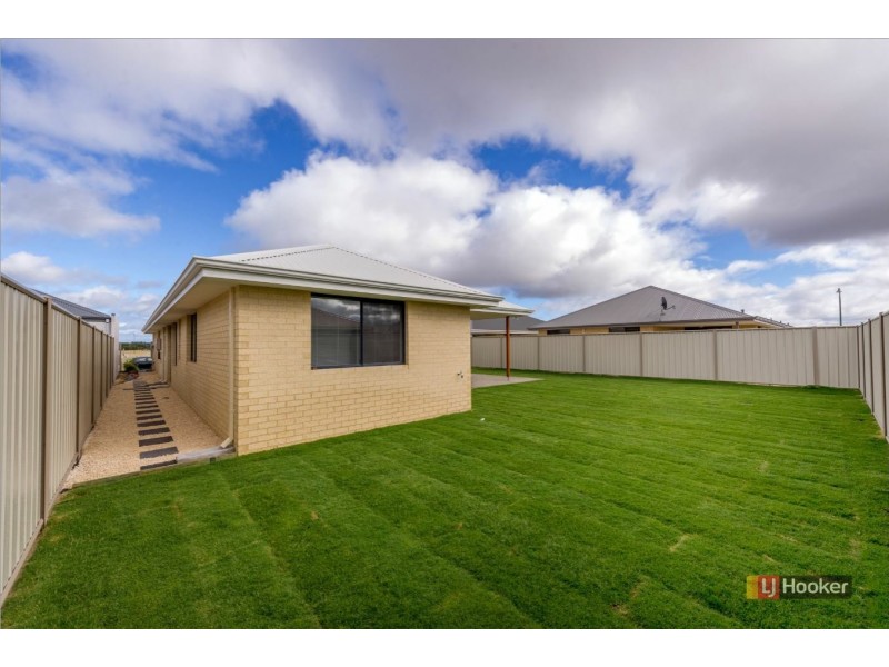 49 Jupiter Drive, Australind WA 6233