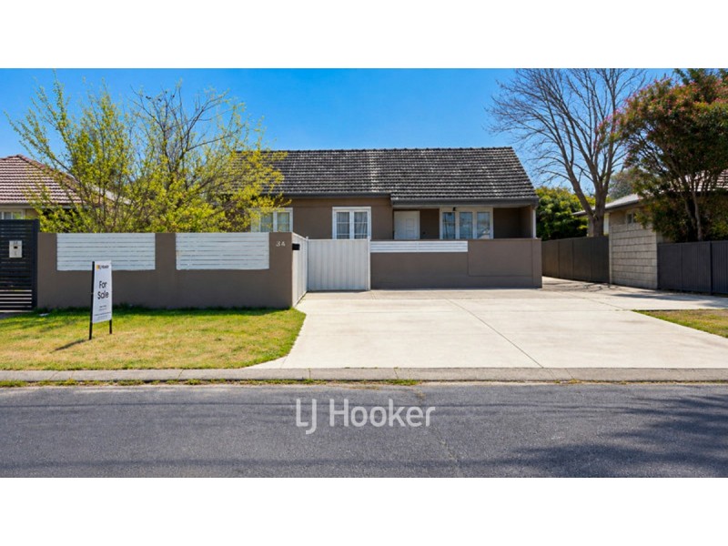 34 Balgore Way, Carey Park WA 6230