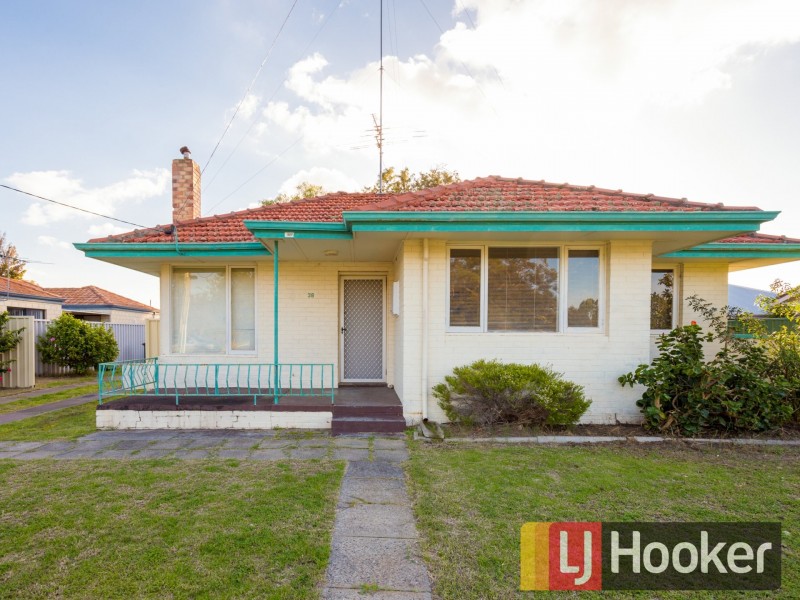 38 Parade Road, Withers WA 6230