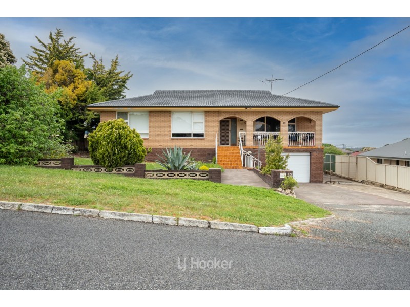 32 Bucktin Street, Collie WA 6225