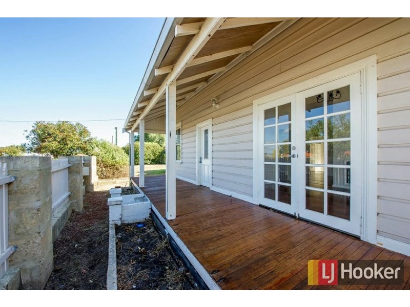 88 Beach Road, Bunbury WA 6230