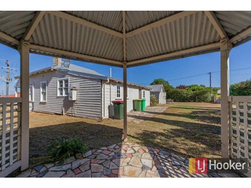 88 Beach Road, Bunbury WA 6230