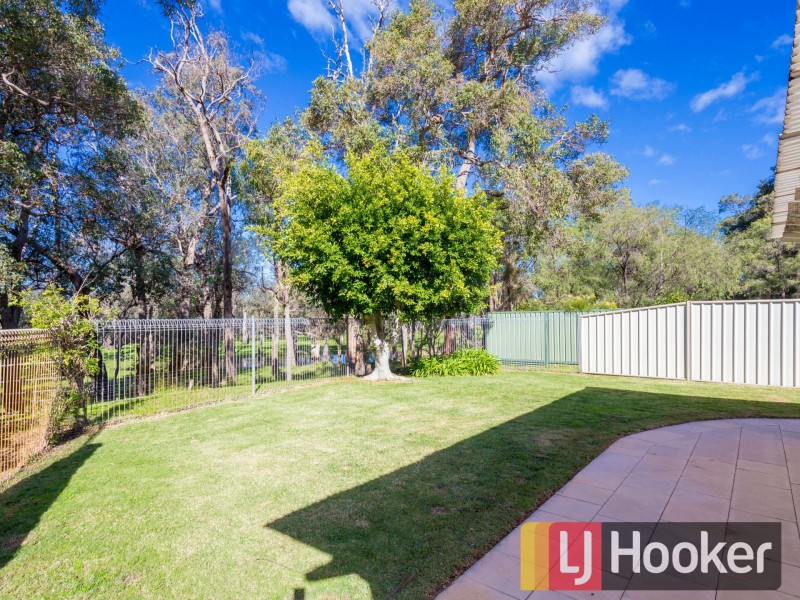 35 Whatman Way, Australind WA 6233